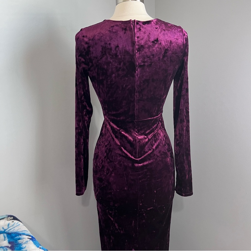 Forever 21 M Violet Crushed Velvet Fitted Maxi Long Sleeve V Neck Dress - Picture 11 of 17